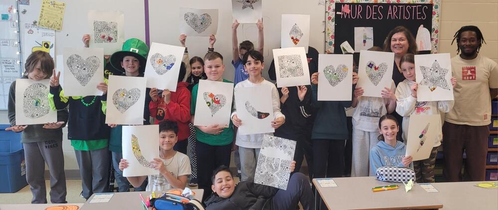 Nos élèves découvrent l’art de la sérigraphie avec l’artiste Carole Deveau